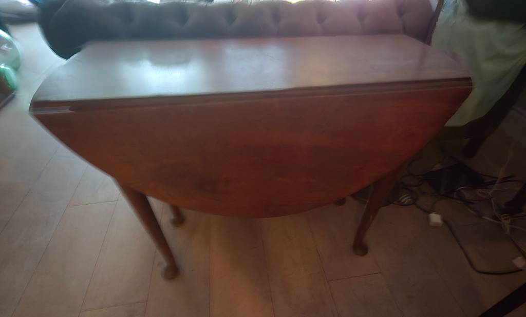 18th Century American Drop Leaf Table