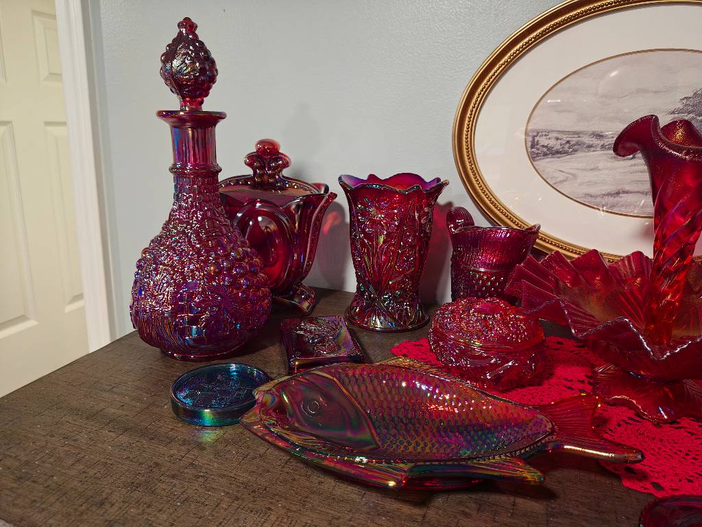 Fenton Carnival Glass Collection — 20+ Pieces, Red/Amberina, Mint Condition