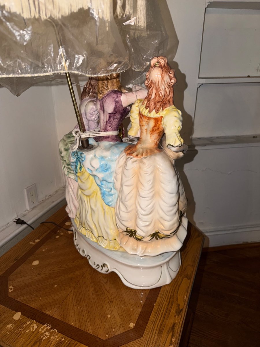 Lamp with doll figures 
