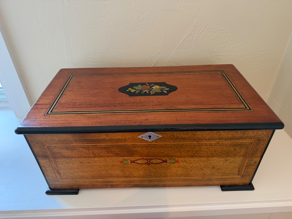 Swiss Cylinder Music Box