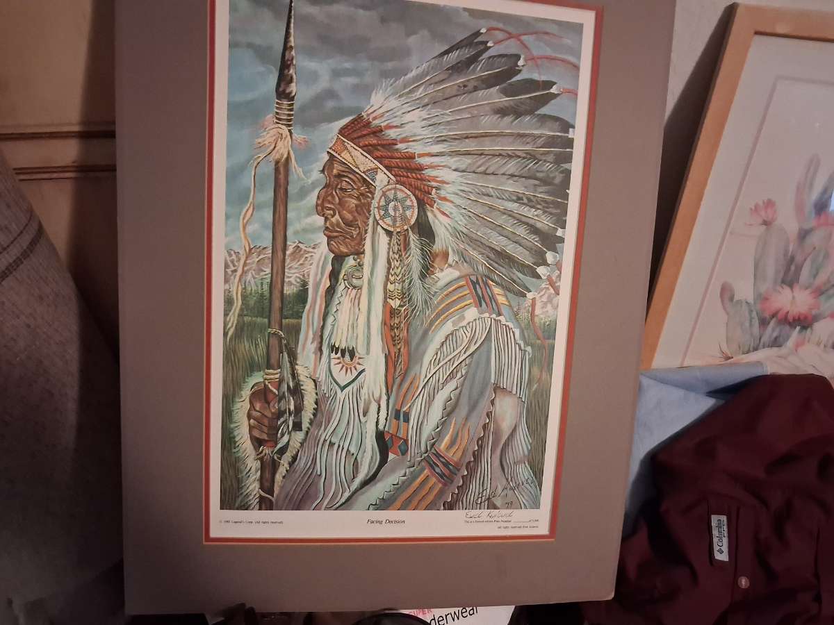 Western Art and Decorative Collectibles Lot