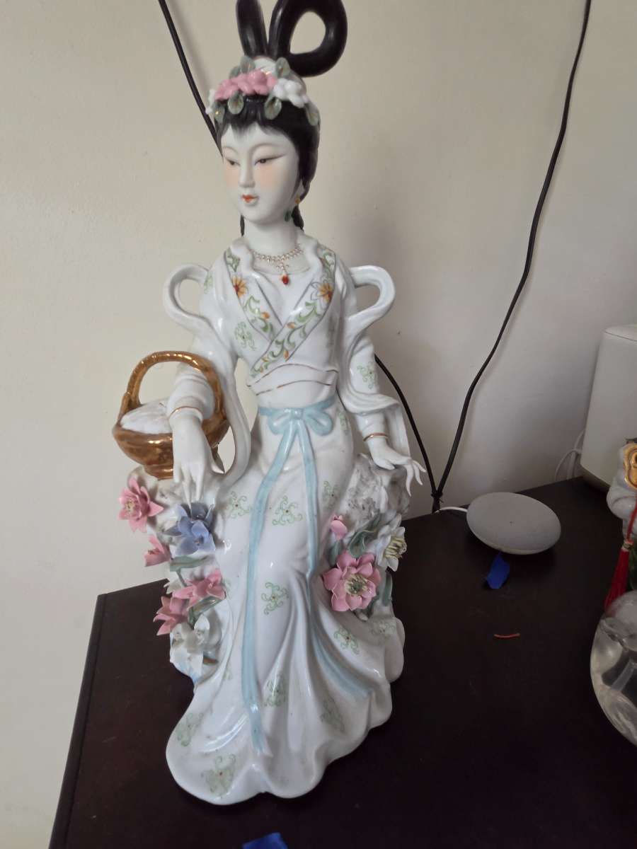 Chinese Polychrome Porcelain Seated Maiden Holding Gilt Flower Basket (18" x 12")